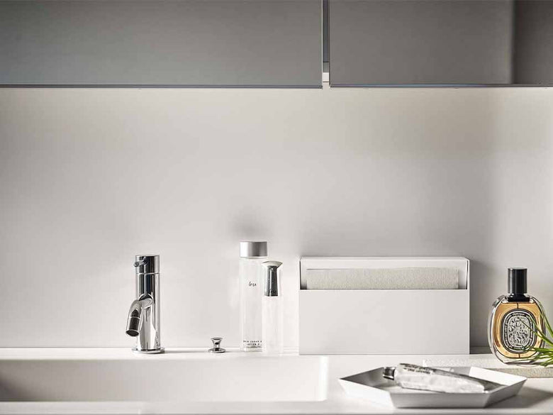 YAMAZAKIタワーABS樹脂製ウォールペーパーホルダー