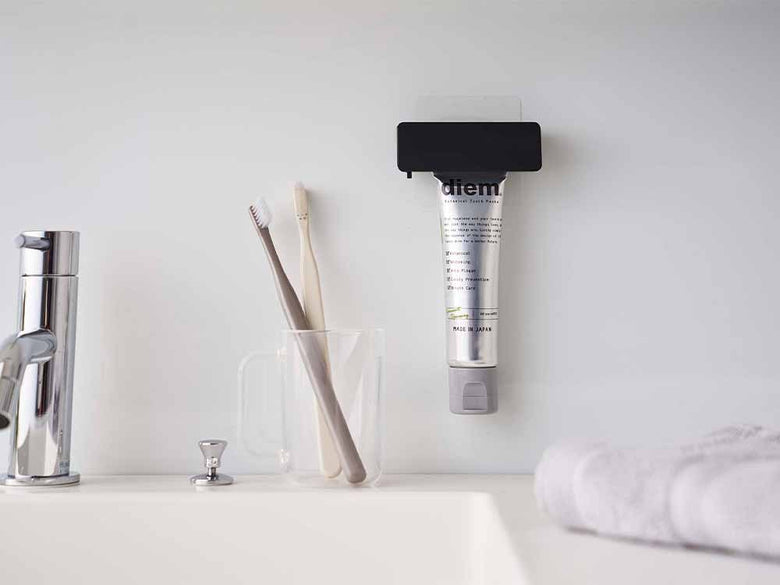 タワー式フィルムフック 歯磨き粉チューブホルダー