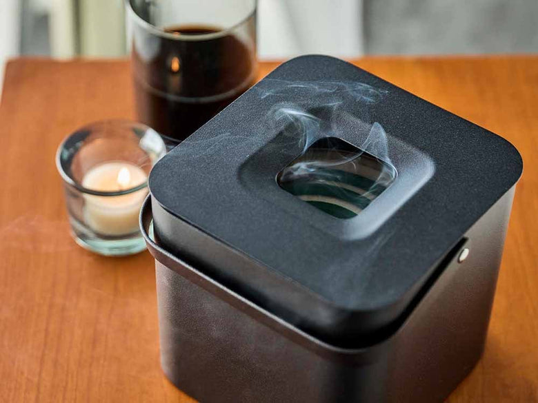 Yamazakiタワーのスチール製蚊取り線香収納ポット