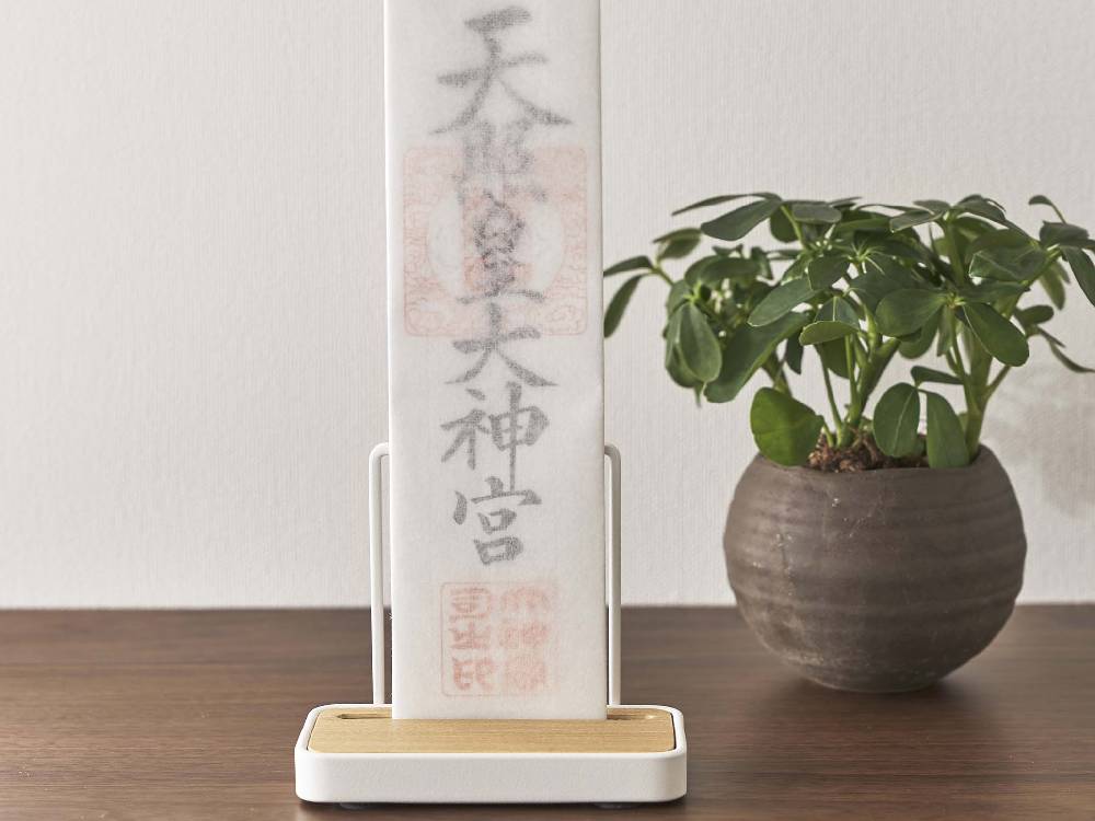 天然木台座とスチールのtower神札スタンド