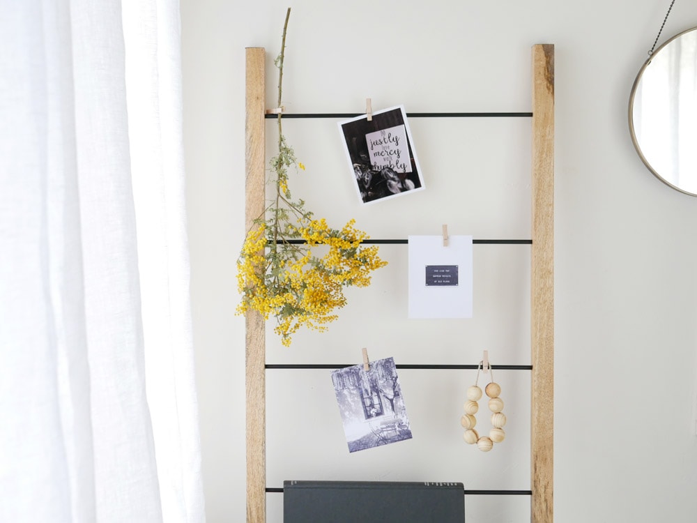 アイアンとマンゴーウッドのPOSH LIVINGラダーハンガー