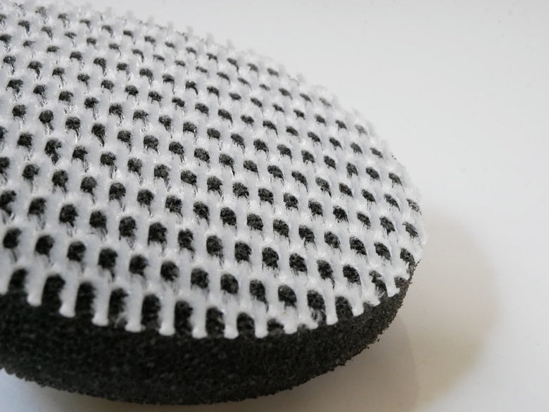 ティディブランドのシルバー色メッシュバススポンジ