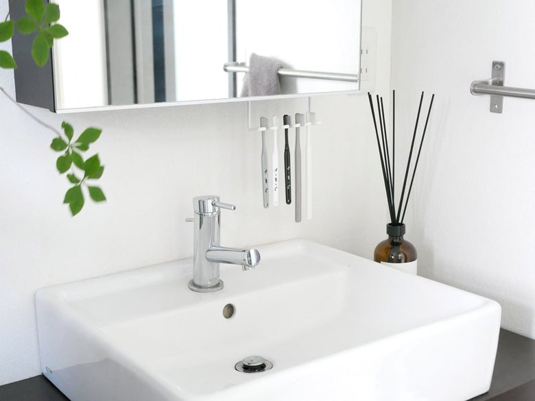 tower製タワー型スチール歯ブラシホルダー