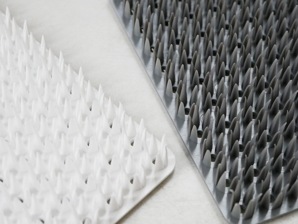 ティディ製銀色メッシュキッチンブラシ