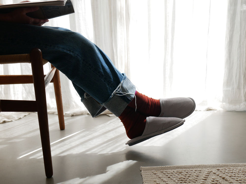 ダルトン製ベージュのレディースコーデュロイスリッパ