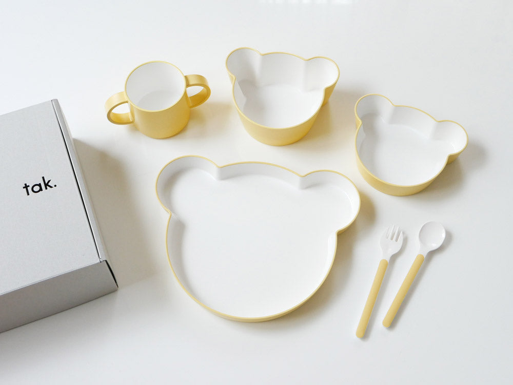 ベアデザインのキッズディッシュセットとカトラリー