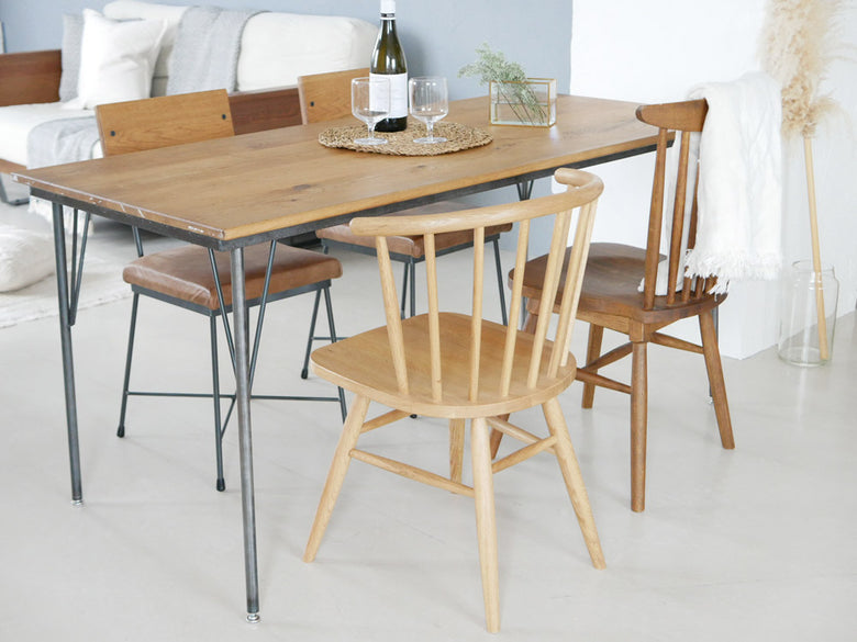 adepecheのオーク無垢材ハーフラウンドチェア