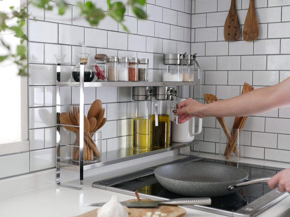 bws SELECTIONの伸縮スリムラック、スチール製収納棚