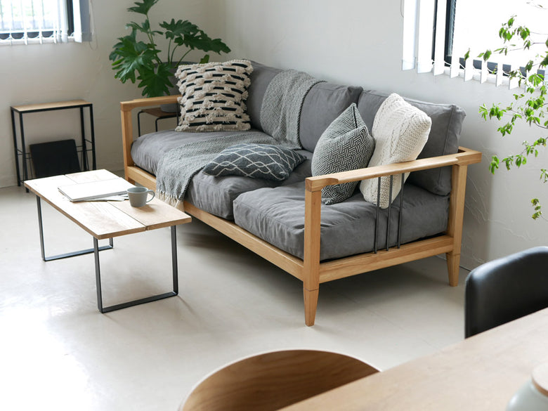 アデペシュ製ソロ3シートファブリックソファ