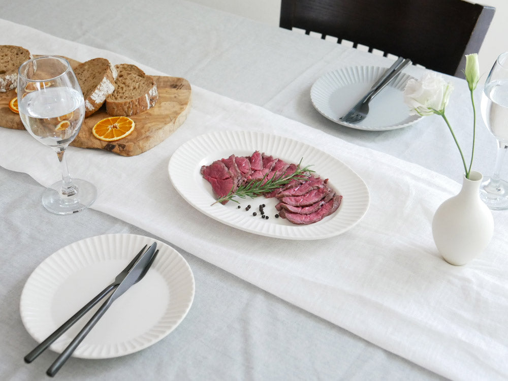 SAKUZAN製ホワイト磁器ストライプ柄丸皿（Sサイズ）