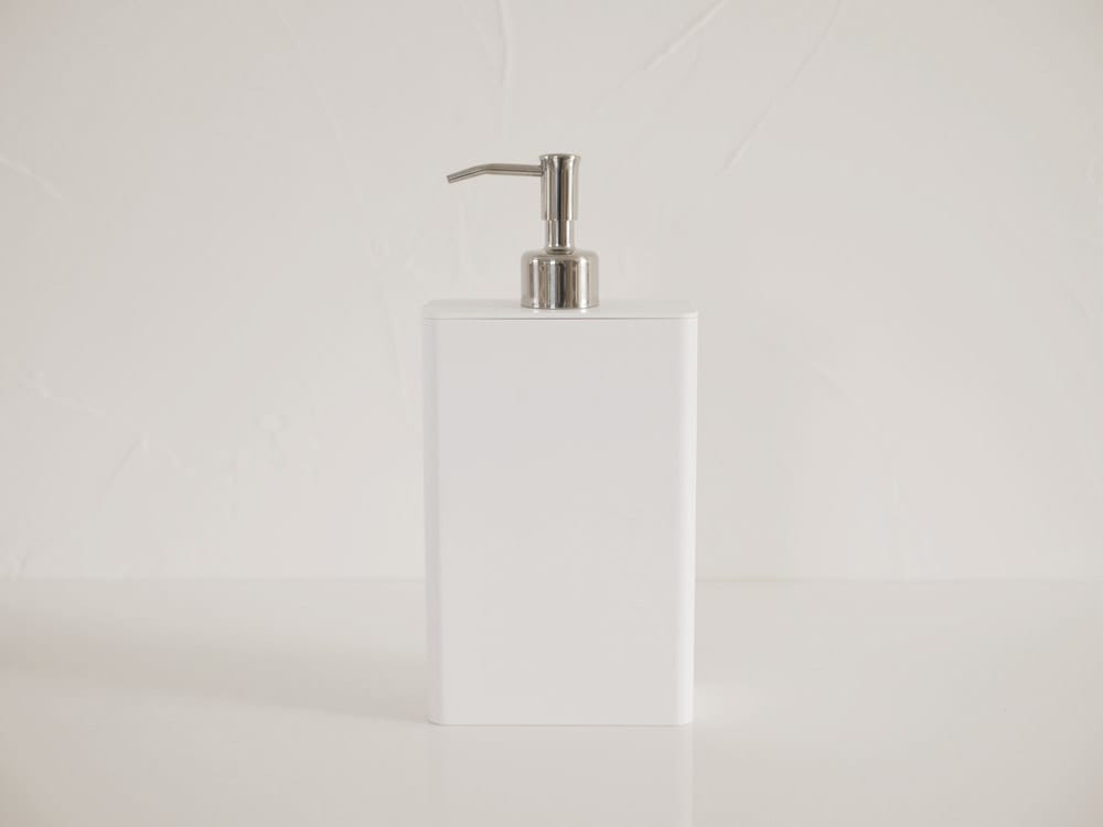 山崎の白いスクエア型ツーウェイディスペンサー
