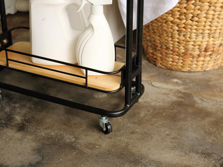 BY CAGEスリムワゴンがキッチンに配置された画像