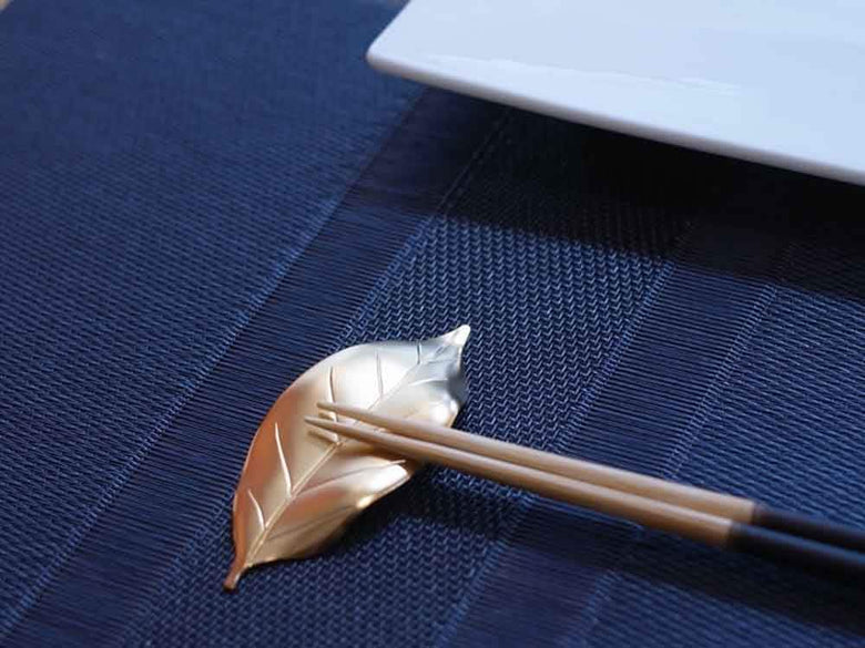 燕振興のステンレス葉枝おきと食器セット