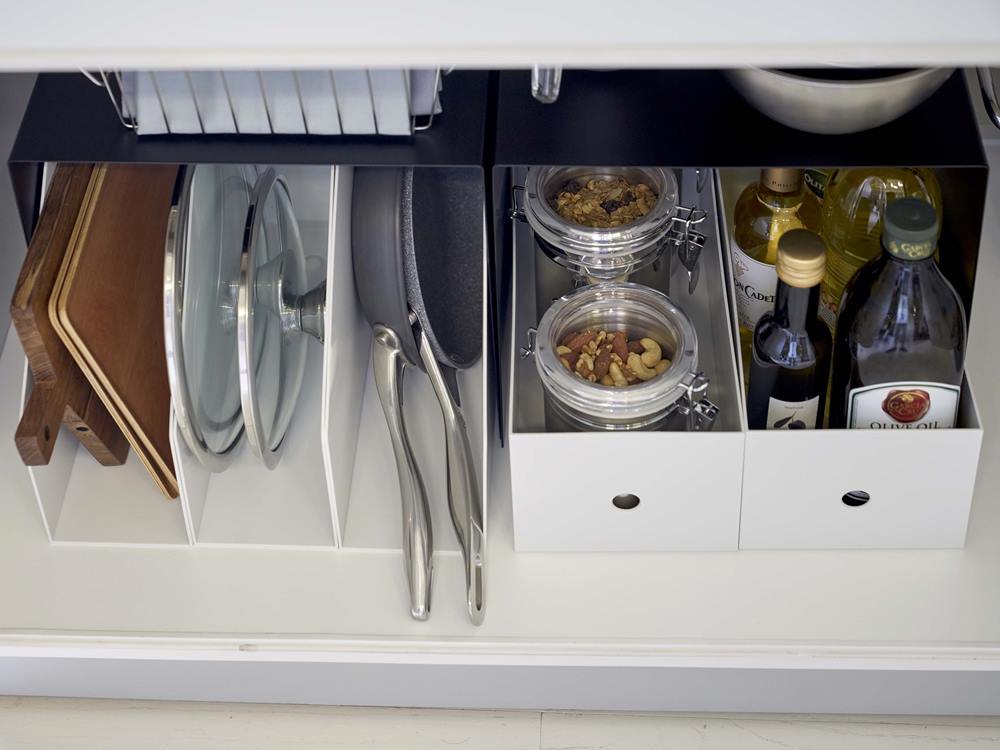 YAMAZAKIタワー収納ボックス上ラック2個組がキッチンに設置