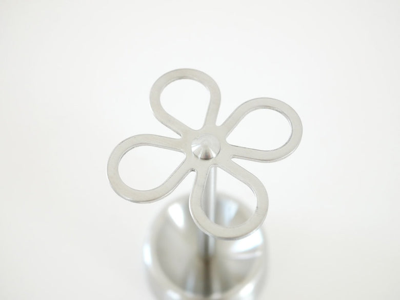 銀色のステンレス4ホールブラシホルダー