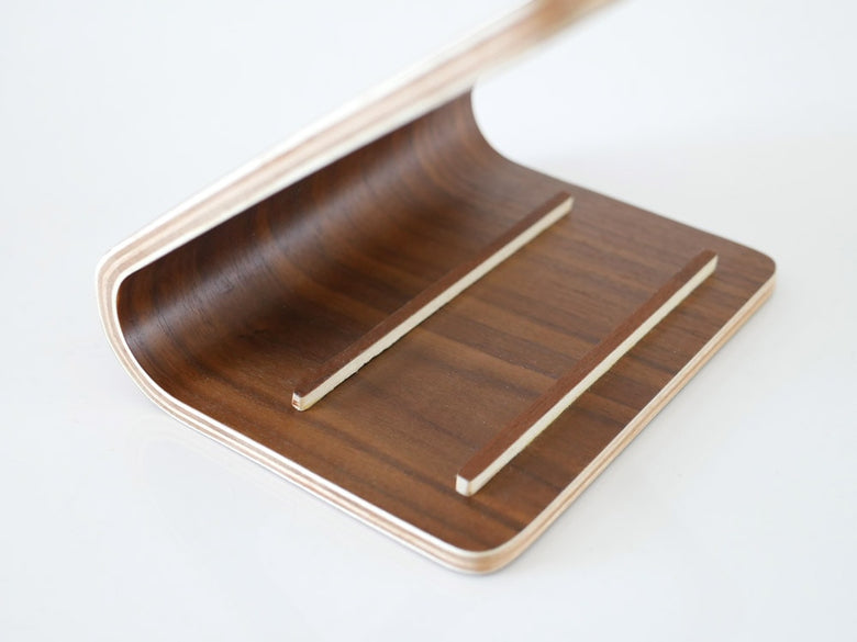 YAMAZAKIの木製リモコンラック