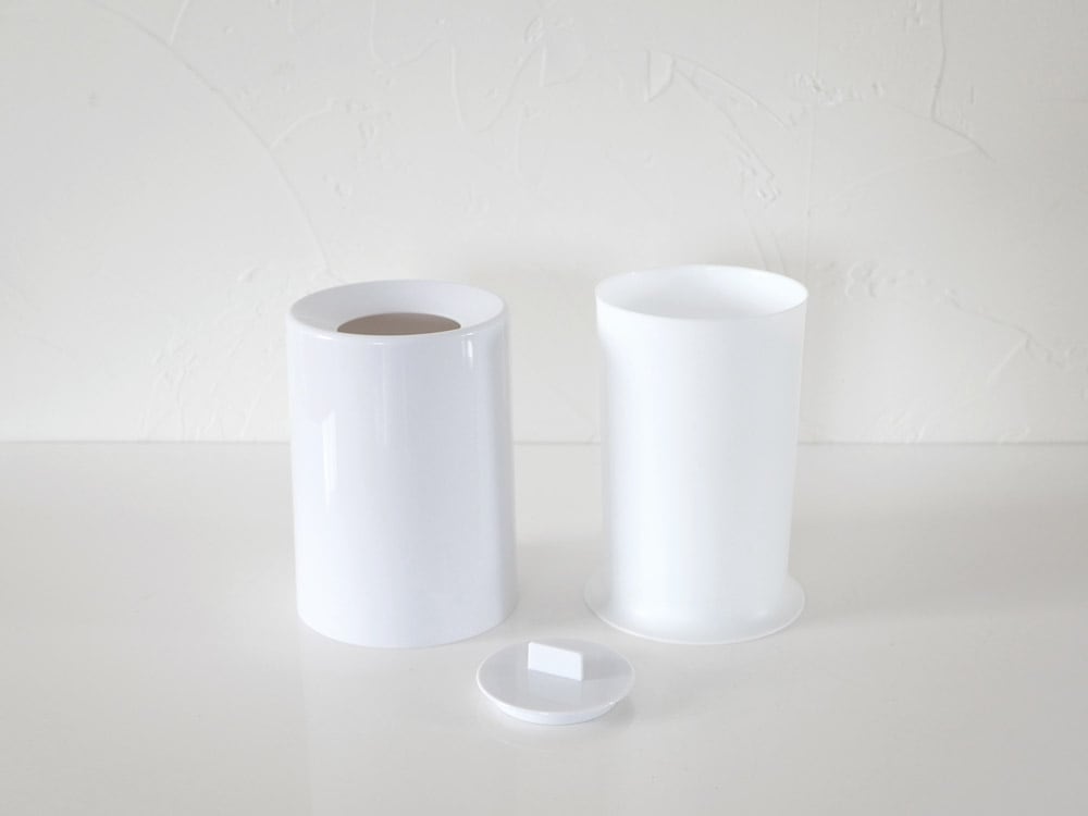 ideacoの黒色ミニ蓋付き丸型ダストボックス