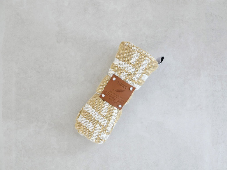 POSH LIVINGのMUKT柄ウールクッションカバー