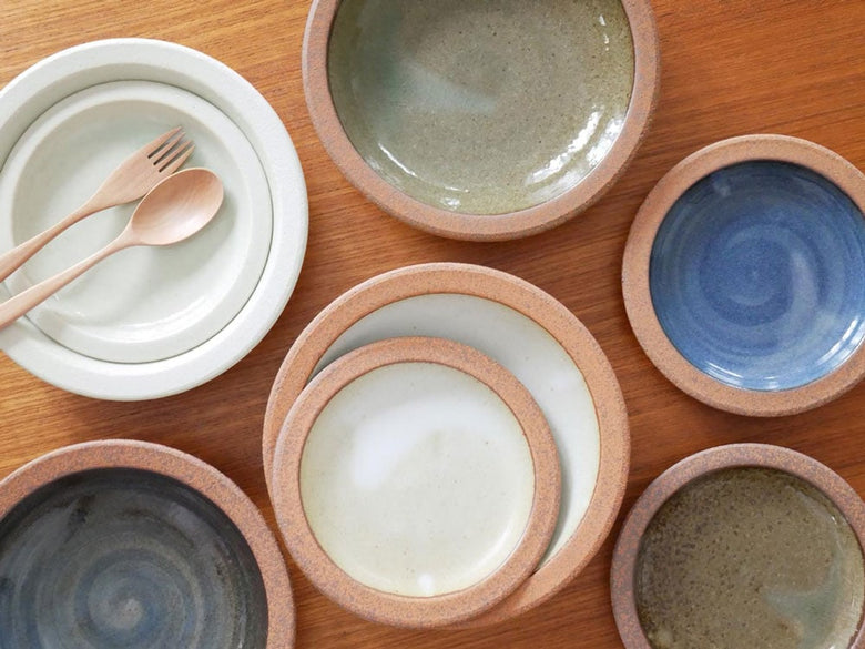 アデペシュのOTOHA私のプレート 陶器製