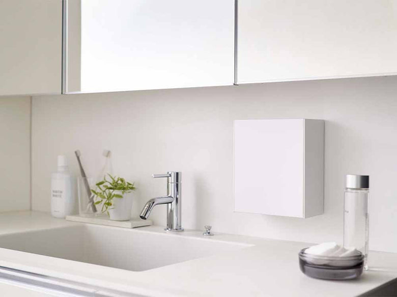 YAMAZAKIタワーウォールダストボックスと収納ケースの設置