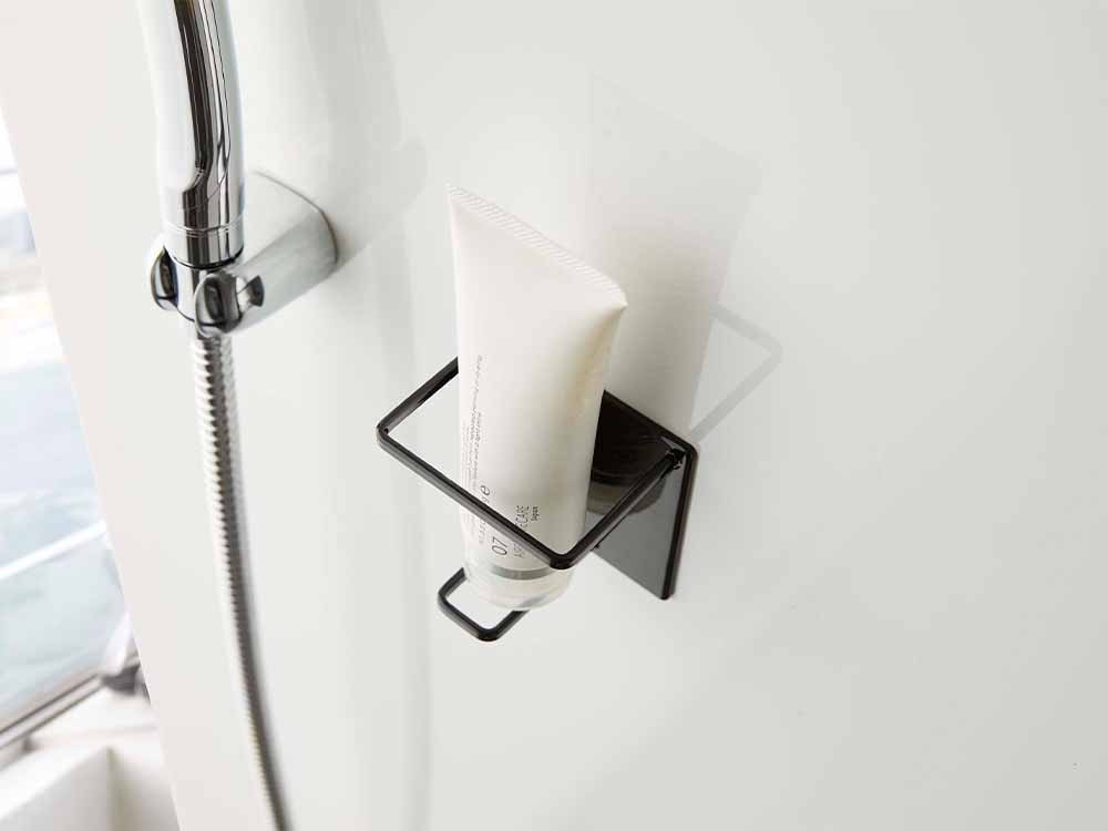 タワーのマグネットバスルームボトル＆チューブホルダー