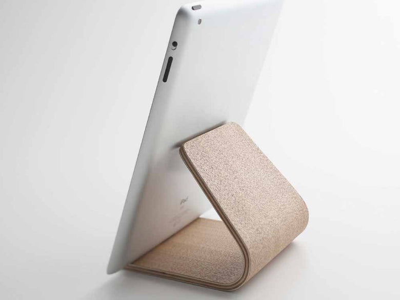 YAMAZAKI/RINの木製タブレットスタンド