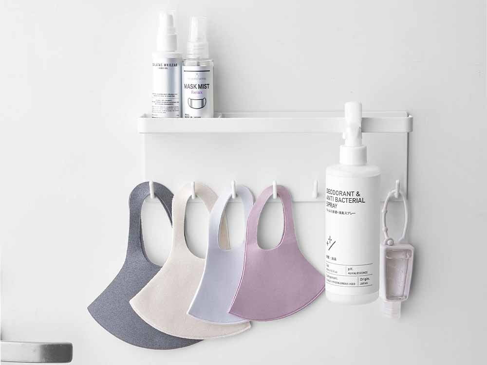 トレーとマグネットが付いた傘立て