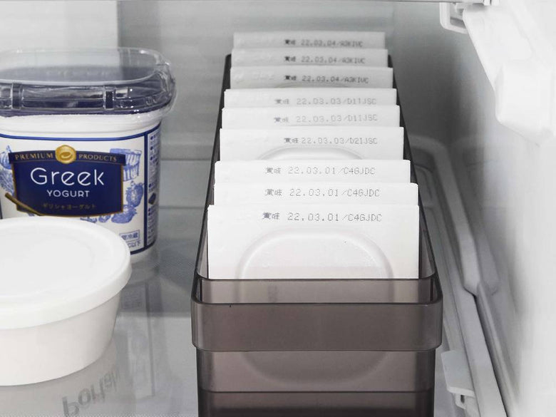 タワー冷蔵庫用プラスチック仕切り付き収納ケース