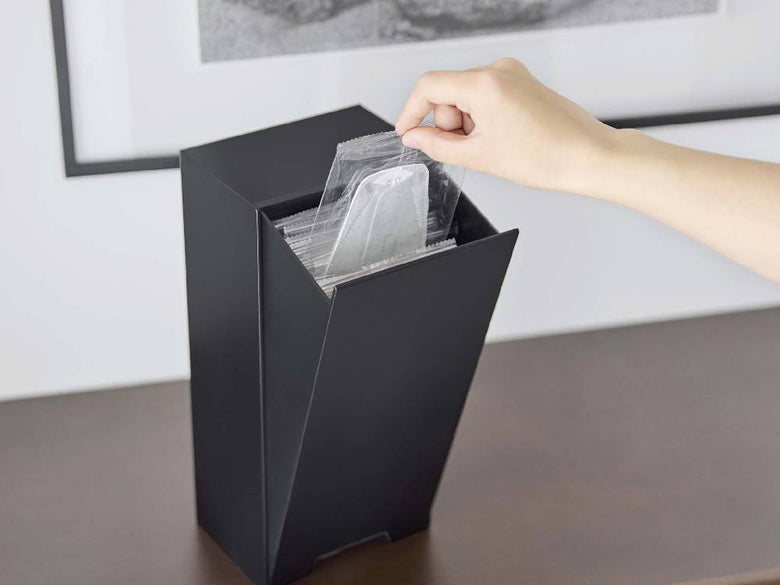 山崎/towerの銀色ツーウェイ立体マスク収納ケース