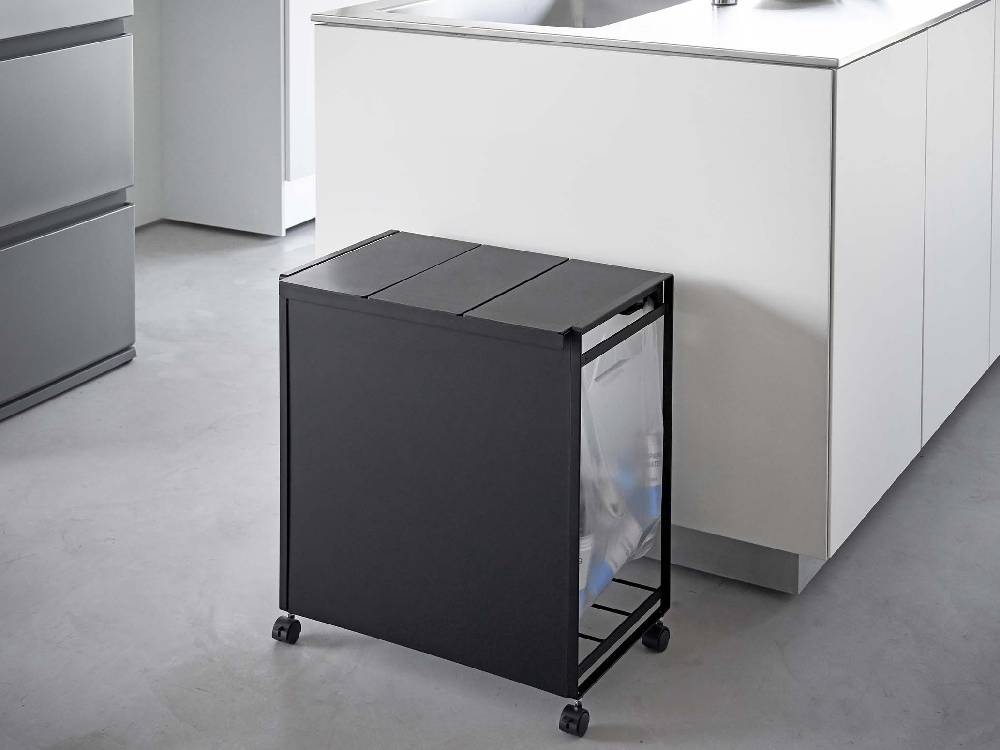 towerブランドの蓋付き目隠し分別ダストワゴン