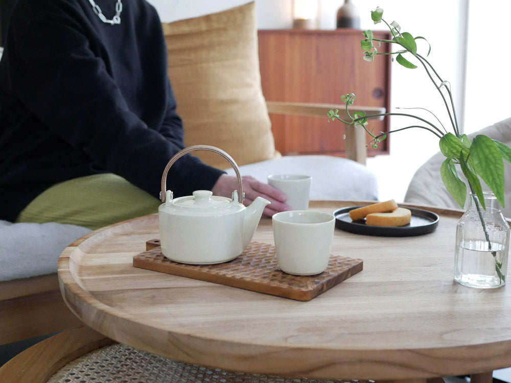 SALIUの受注生産日本製陶器湯呑み