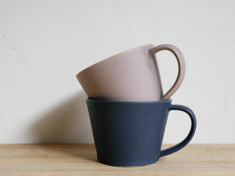 磁器製の【SAKUZAN】サラコーヒーカップとソーサーのセット