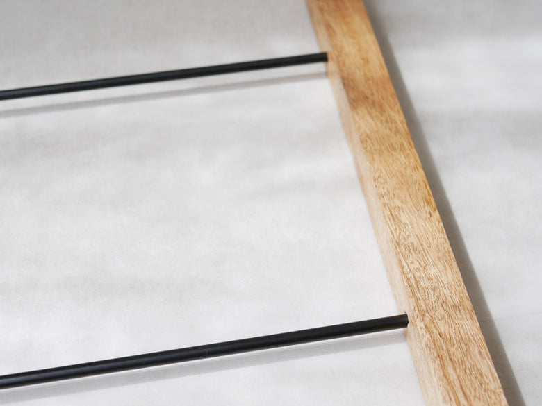 POSH LIVINGのアイアンとマンゴーウッドのラダーハンガー