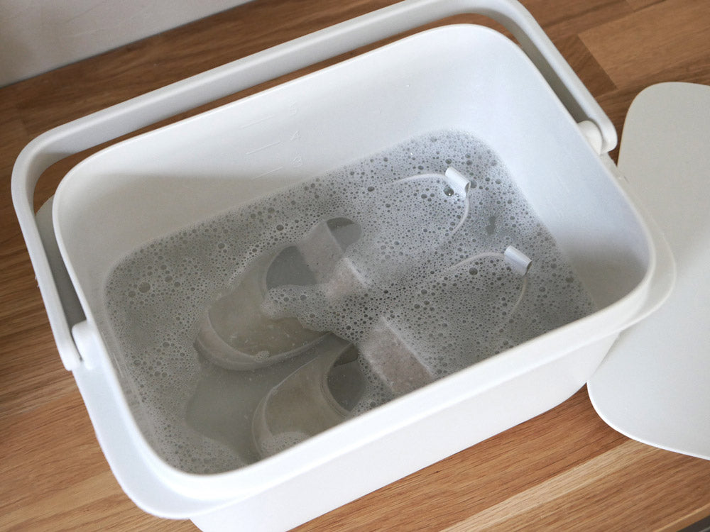 MARNAブランドの5リットルポリプロピレンバケツ