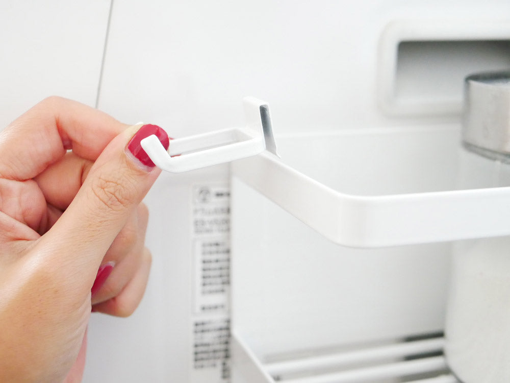 ホースホルダー付き洗濯機横マグネットラック