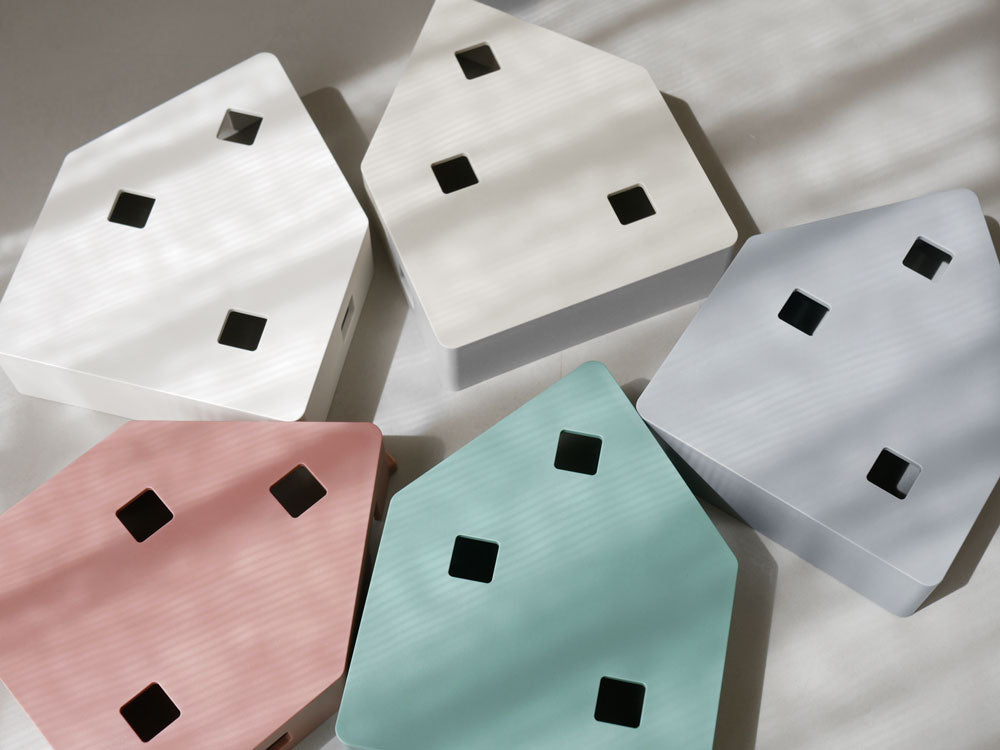 プラスディー「マスクノイエ」スタンド