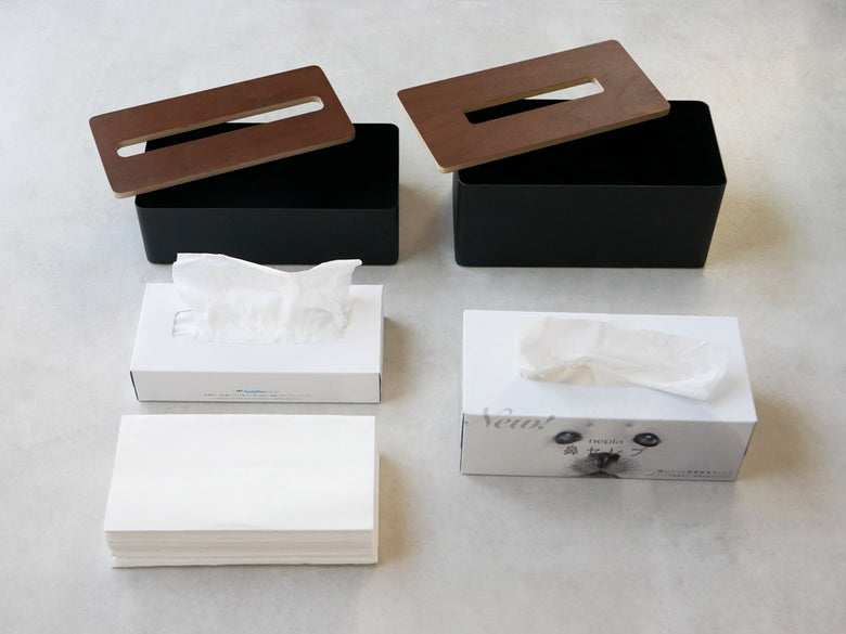 YAMAZAKI/RINの蓋付き天然木とスチールのティッシュケース