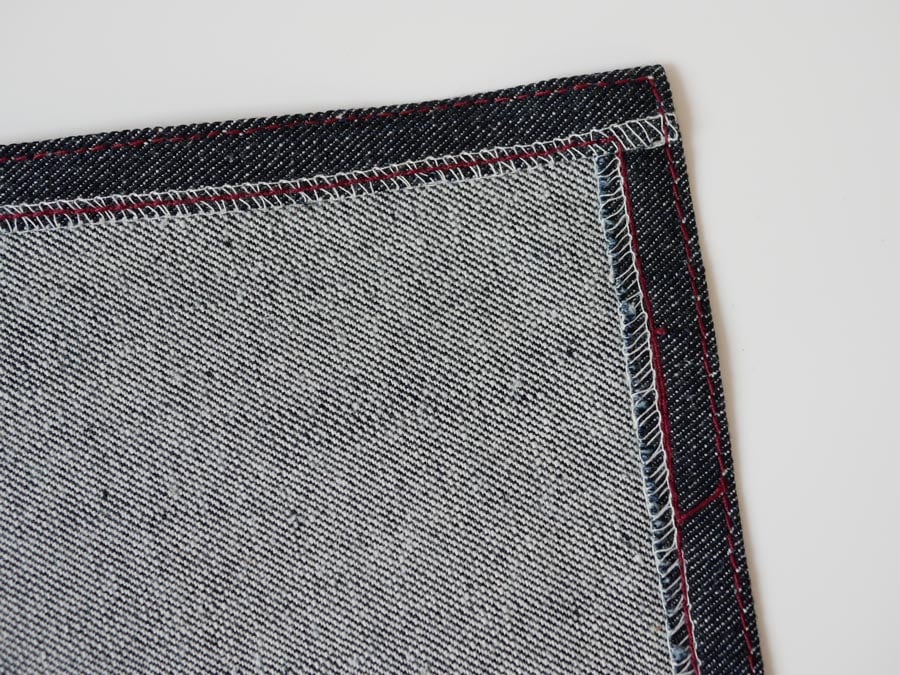 ダルトンブランドの灰色リネンプレイスマット