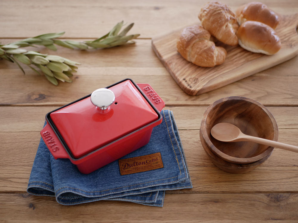 ダルトンコットン製プレイスマットと食器のセット