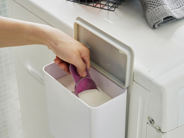 Yamazakiのマグネット洗剤ボールストッカー