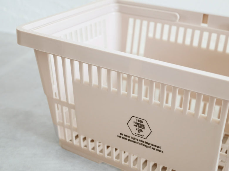 a.depecheのプラスチック収納バスケット