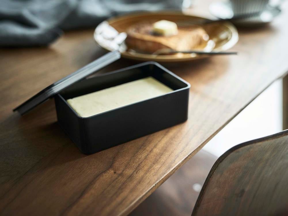 YAMAZAKIのバルブ付き密封バターケース