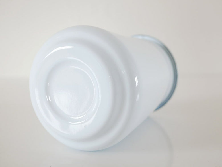 ポッシュリビングのホーロー製ユーテンシルホルダー