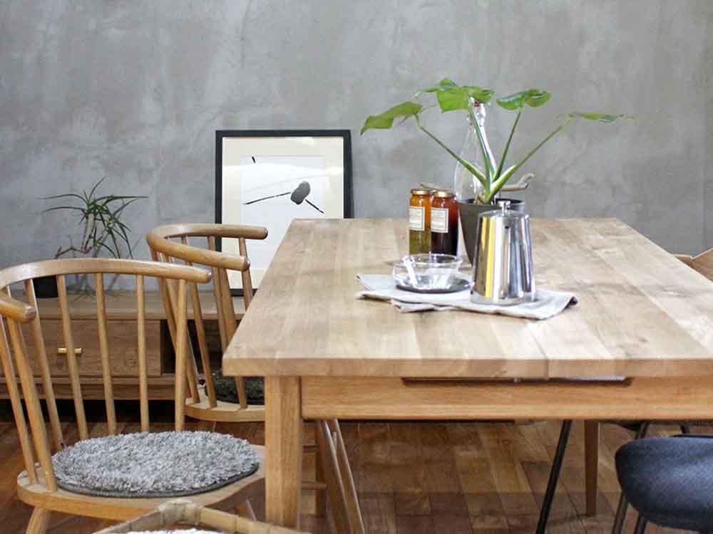 adepeche製オーク無垢ソロダイニングテーブル