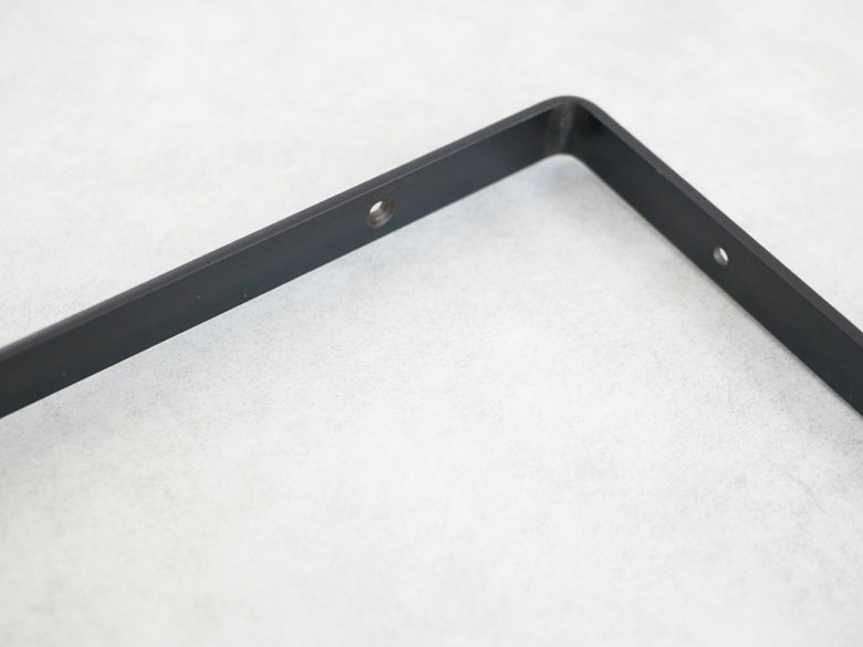 ポッシュリビングの黒皮鉄製ミルスケールシェルフブラケット