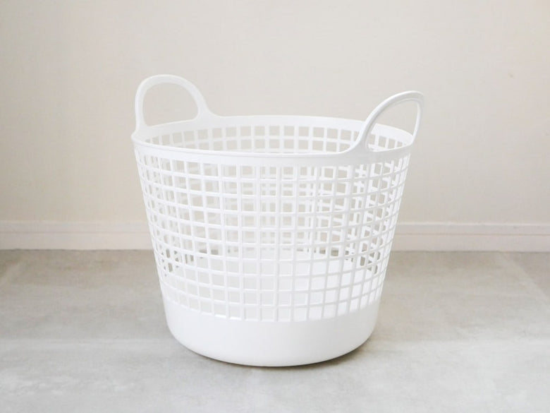 取っ手付きの2段ランドリーバスケット