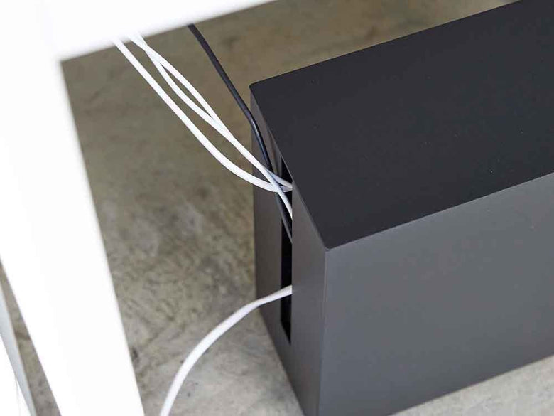 YAMAZAKI/towerのキャスター付きケーブル収納ラック