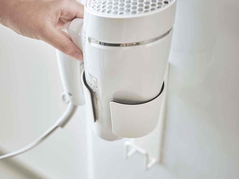 YAMAZAKIタワーのマグネットドライヤーホルダー