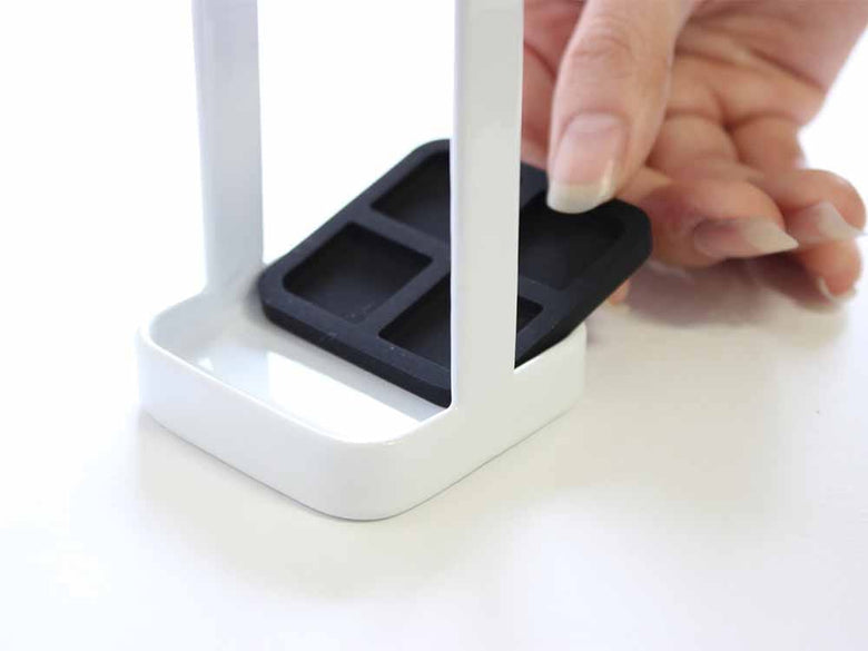 YAMAZAKIタワー型トゥースブラシスタンド、スチール製