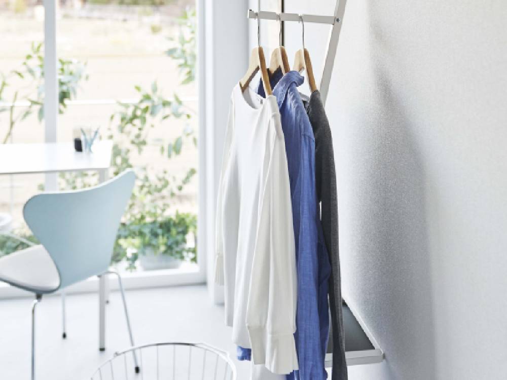 プレートの折り畳み衣類スチーマーアイロン台